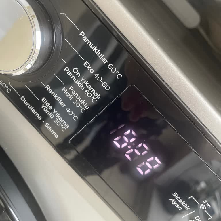 Garanti Süresi Devam Eden Yeni Çamaşır Makinesinde Panel Arızası Nedeniyle Ürün Değişim Talebi