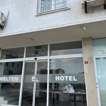 Hotels.com Üzerinden Satılan Kapalı Otel Nedeniyle Ek Masraf Ve İade Talebi