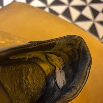 Avva Ayakkabılarda Kısa Sürede Deri Soyulması Ve Üretim Hatası