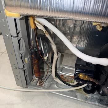 Vestel Servisinin Eksik Tamiri Nedeniyle Su Sızıntısı Ve Mutfak Dolap Hasarı