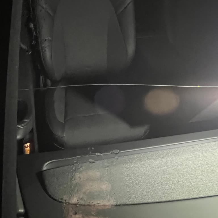 Tesla Model Y Ön Cam Çatlağı İçin Garanti Sorumluluğu Reddedildi