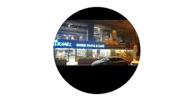 Şıkamel Ekmek Pasta & Cafe Logo