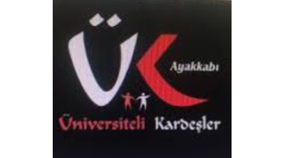 Üniversiteli Kardeşler Ayakkabı