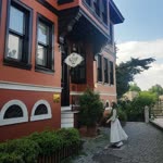 Müjgan