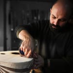 Luthier