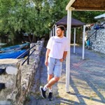 Sezer