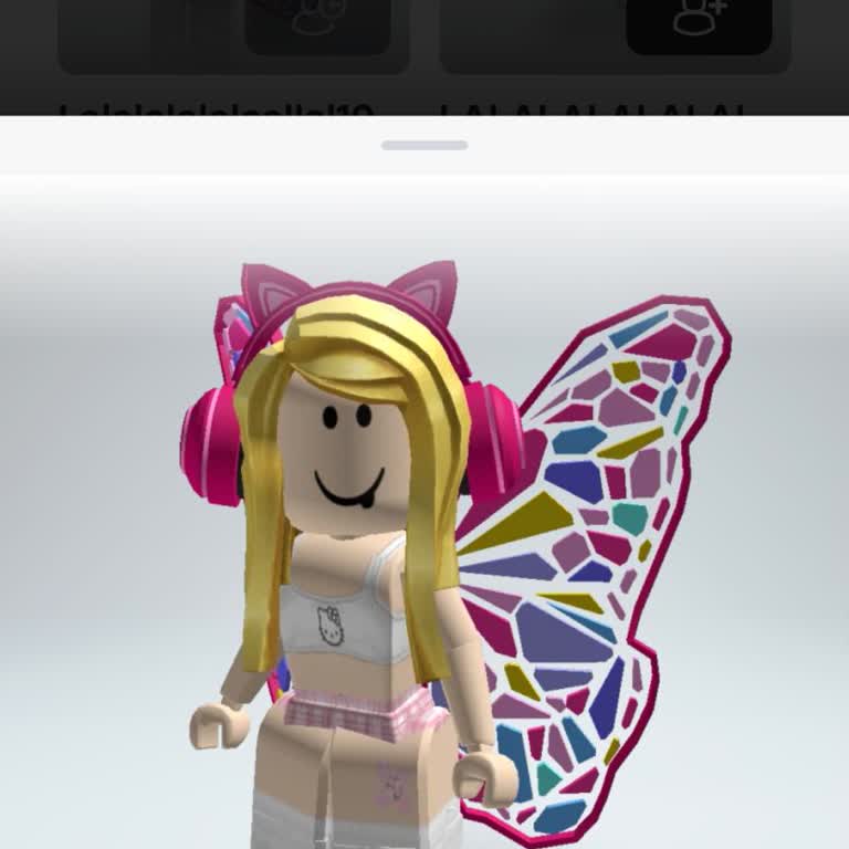 Я не могу никак зайти, меня взломали, я пробовала писать в подержку Роблокс, помогите, пожалуйста🥺