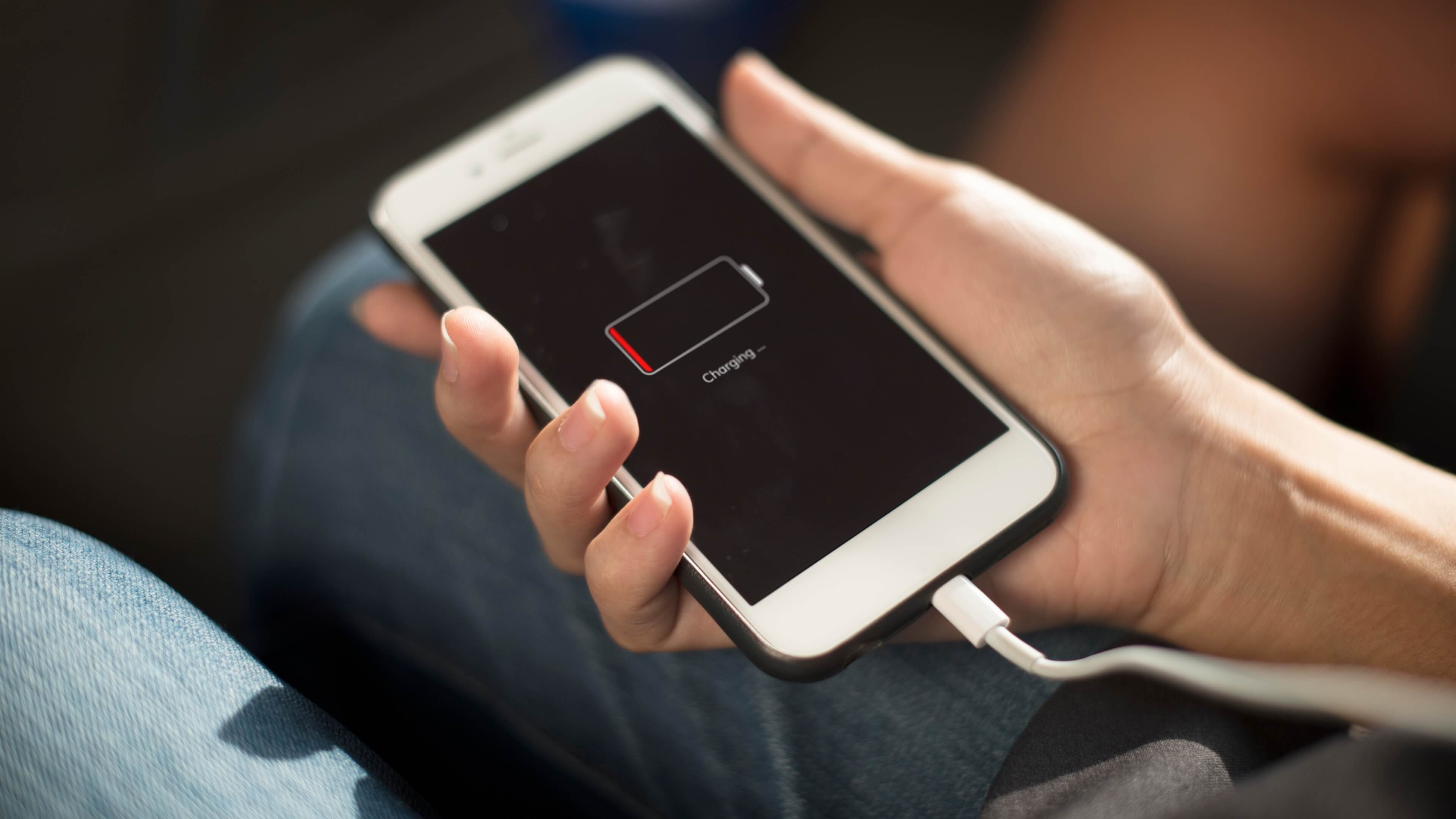 Telefonunuzun Bataryası Neden Çabuk Bitiyor? 7 Kesin Çözüm!